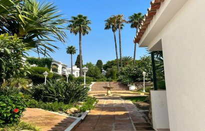 Resale - Ground floor apartment - Estepona - Benavista