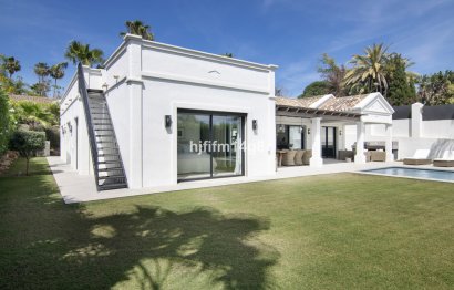 Resale - House - Detached Villa - Marbella - Nueva Andalucia