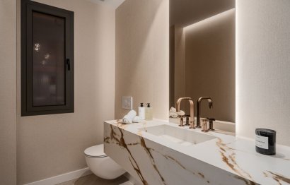 Resale - Ground floor apartment - Marbella - Nueva Andalucia