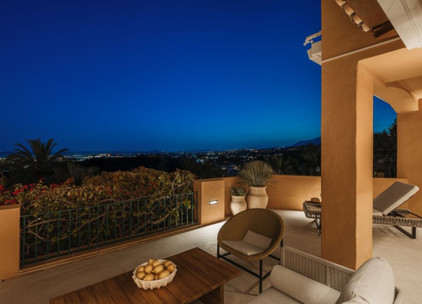 Resale - Ground floor apartment - Marbella - Nueva Andalucia