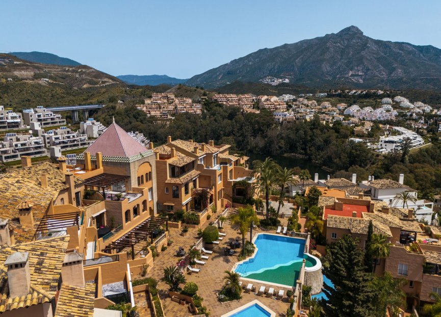 Resale - Ground floor apartment - Marbella - Nueva Andalucia