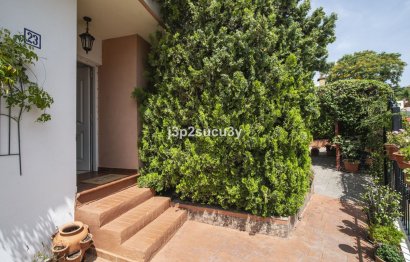 Resale - House - Semi-Detached House - Estepona - Estepona Centro