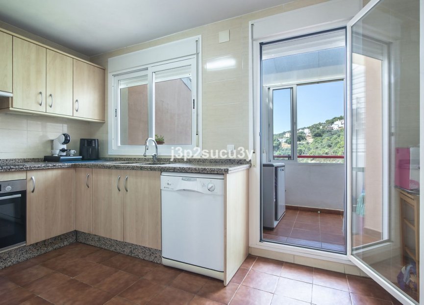 Resale - House - Semi-Detached House - Estepona - Estepona Centro