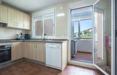 Resale - House - Semi-Detached House - Estepona - Estepona Centro