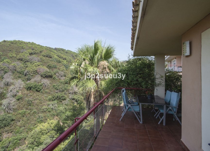 Resale - House - Semi-Detached House - Estepona - Estepona Centro