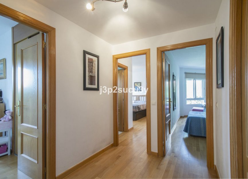 Resale - House - Semi-Detached House - Estepona - Estepona Centro