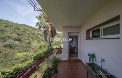 Resale - House - Semi-Detached House - Estepona - Estepona Centro