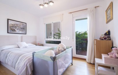 Resale - House - Semi-Detached House - Estepona - Estepona Centro