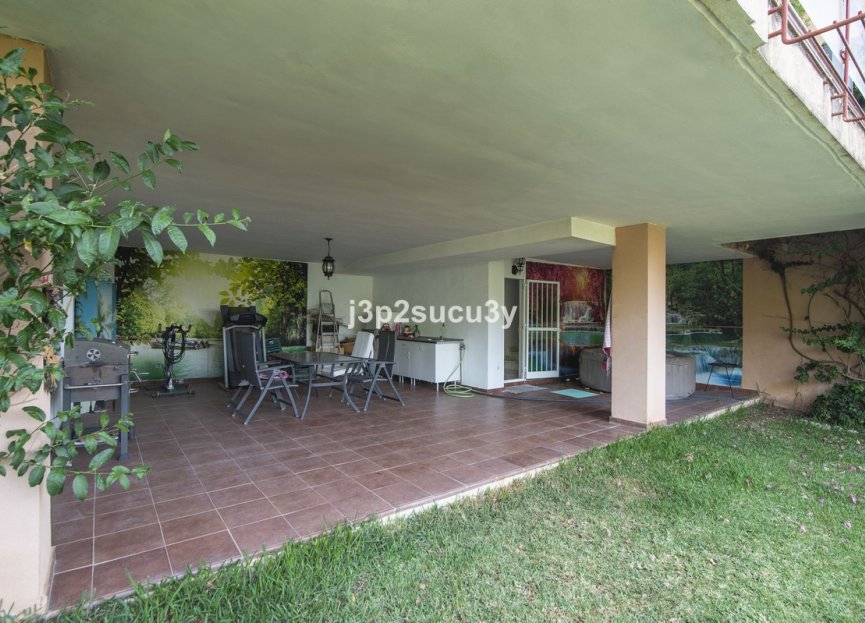 Resale - House - Semi-Detached House - Estepona - Estepona Centro