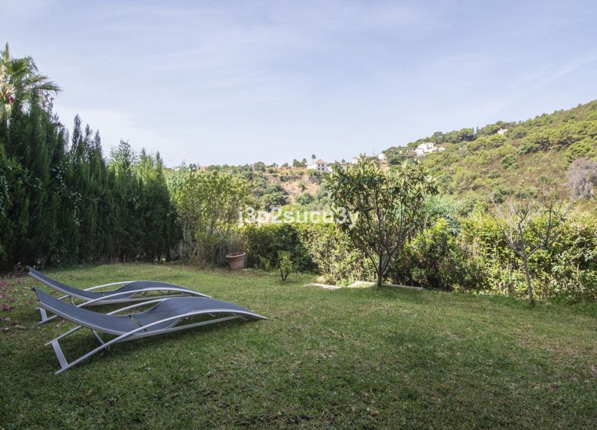 Resale - House - Semi-Detached House - Estepona - Estepona Centro