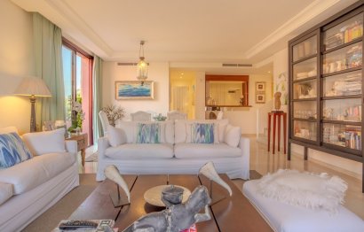 Resale - Apartment - Penthouse - Estepona - Estepona Centro