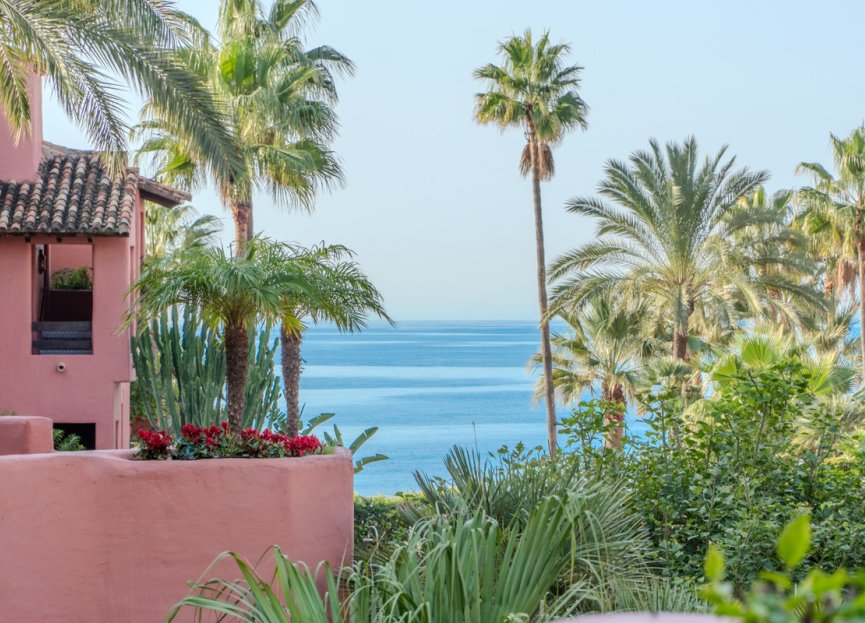 Resale - Apartment - Penthouse - Estepona - Estepona Centro