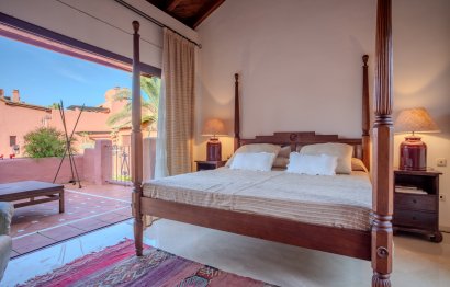 Resale - Apartment - Penthouse - Estepona - Estepona Centro