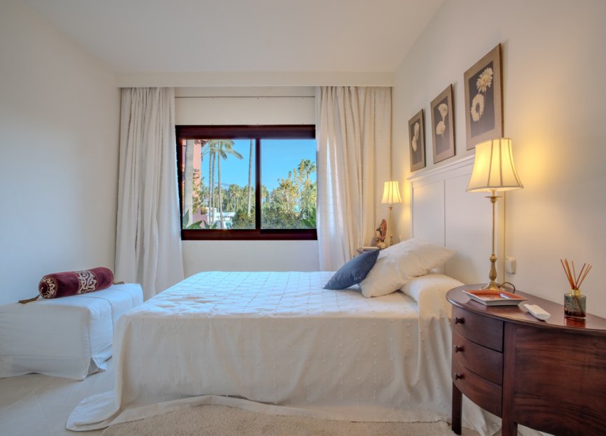 Resale - Apartment - Penthouse - Estepona - Estepona Centro