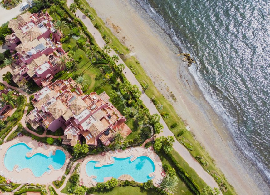 Resale - Apartment - Penthouse - Estepona - Estepona Centro