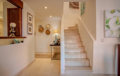 Resale - Apartment - Penthouse - Estepona - Estepona Centro