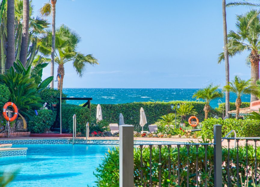 Resale - Apartment - Penthouse - Estepona - Estepona Centro