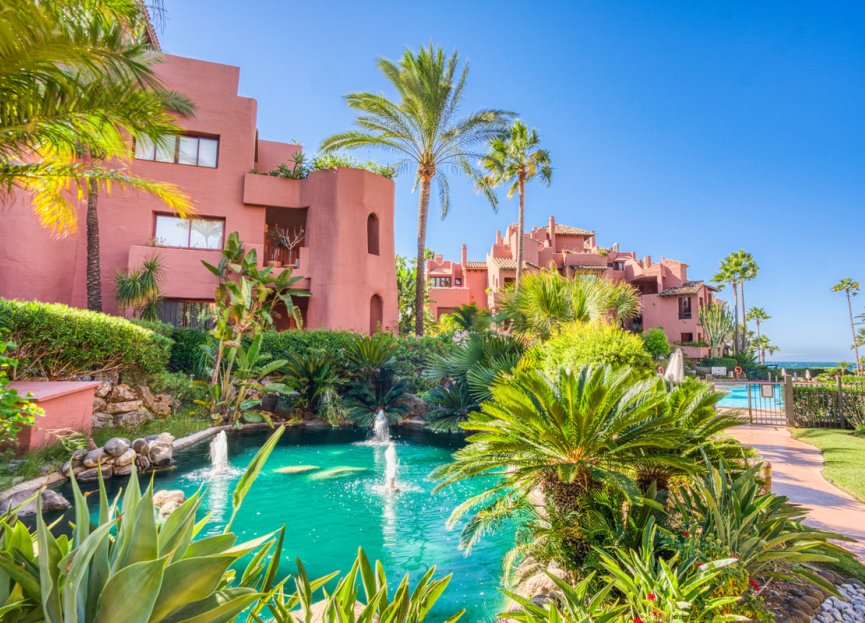 Resale - Apartment - Penthouse - Estepona - Estepona Centro