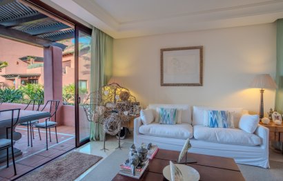 Resale - Apartment - Penthouse - Estepona - Estepona Centro