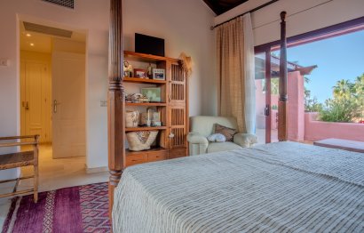 Resale - Apartment - Penthouse - Estepona - Estepona Centro