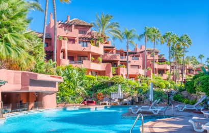 Resale - Apartment - Penthouse - Estepona - Estepona Centro