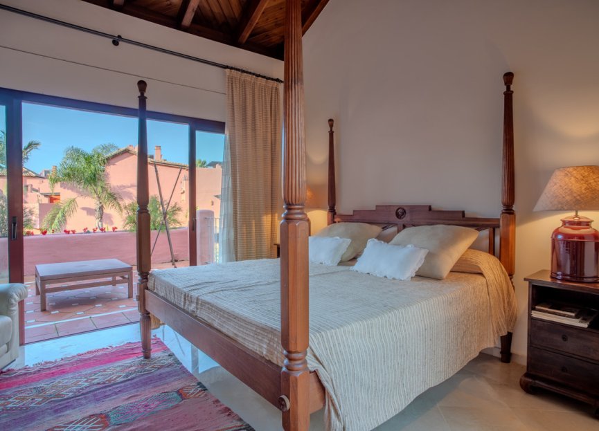 Resale - Apartment - Penthouse - Estepona - Estepona Centro