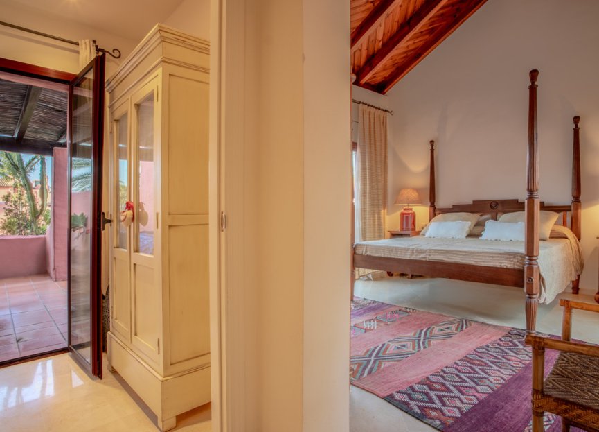 Resale - Apartment - Penthouse - Estepona - Estepona Centro