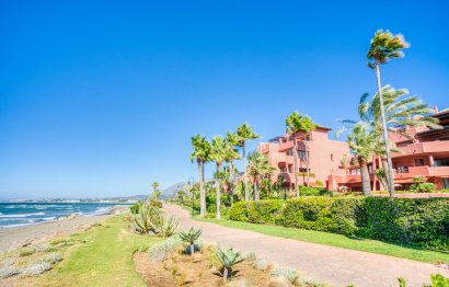 Resale - Apartment - Penthouse - Estepona - Estepona Centro