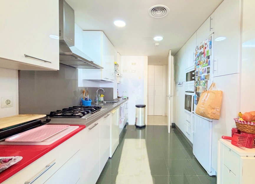 Resale - Apartment - Penthouse - Manilva - La Duquesa