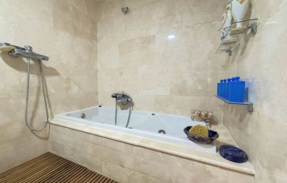 Resale - Apartment - Penthouse - Manilva - La Duquesa