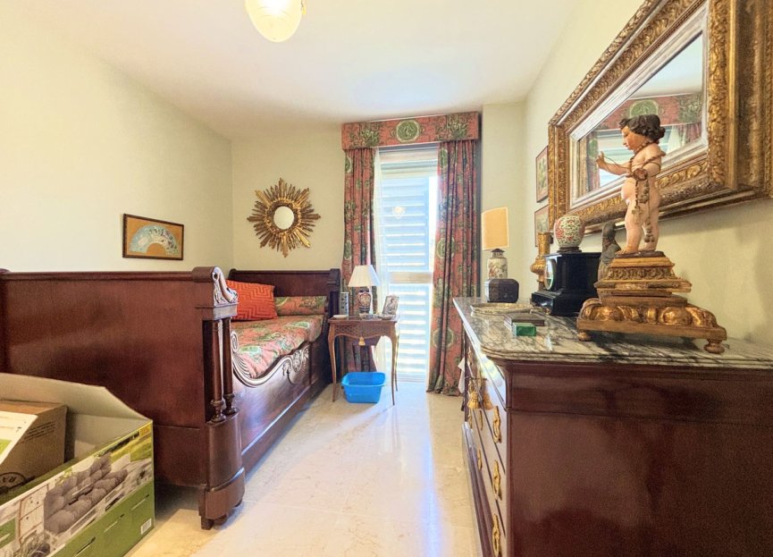 Resale - Apartment - Penthouse - Manilva - La Duquesa