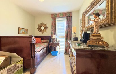 Resale - Apartment - Penthouse - Manilva - La Duquesa