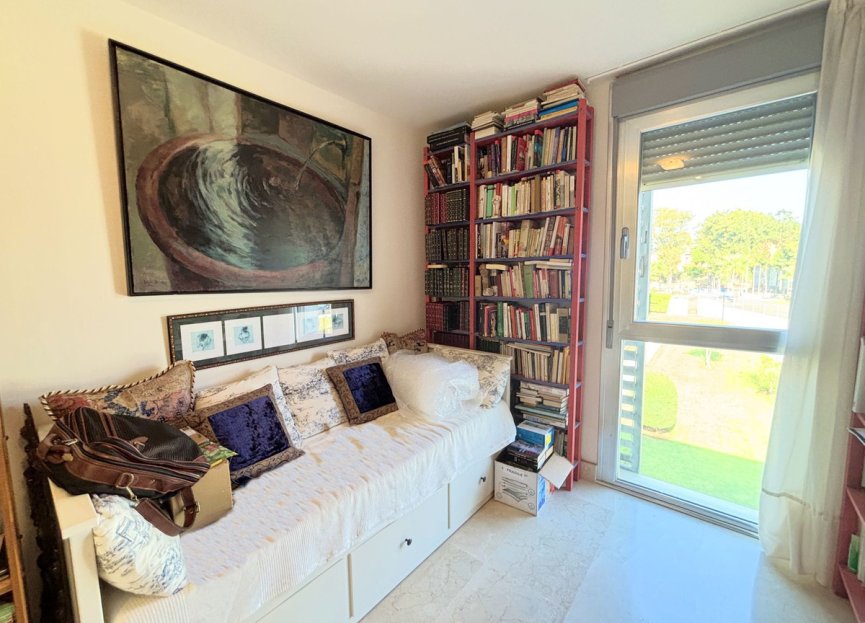 Resale - Apartment - Penthouse - Manilva - La Duquesa