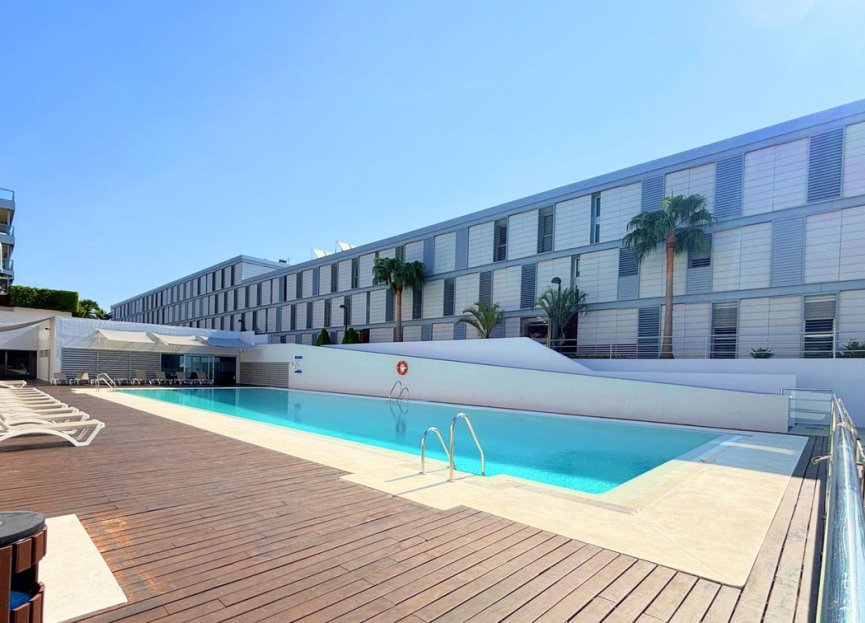 Resale - Apartment - Penthouse - Manilva - La Duquesa