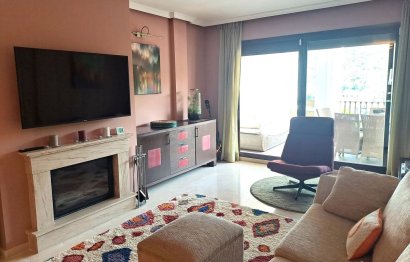 Resale - Apartment - Middle Floor Apartment - Benahavís - Benahavís Centro