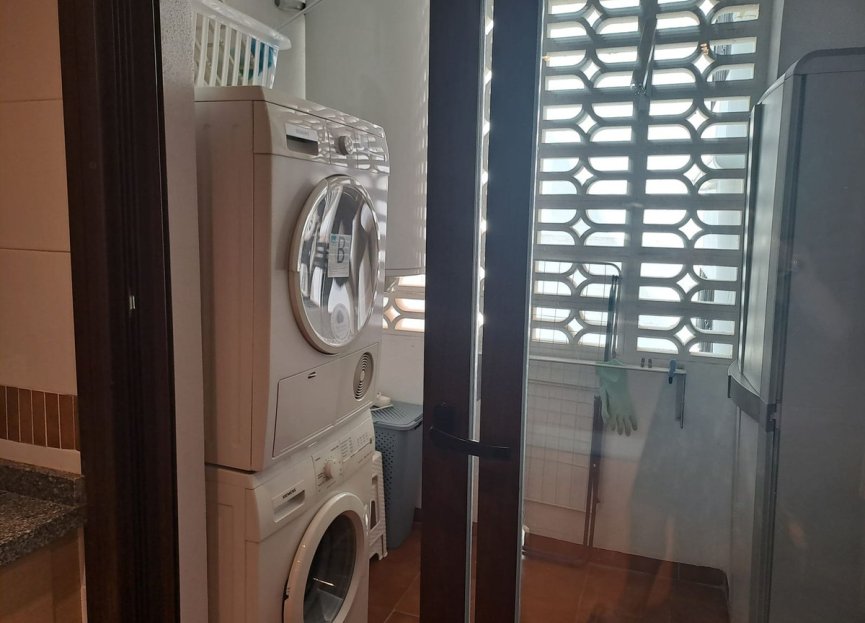 Resale - Apartment - Middle Floor Apartment - Benahavís - Benahavís Centro