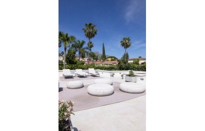 Resale - House - Detached Villa - Marbella - Nueva Andalucia