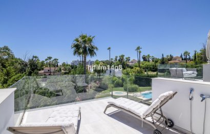 Resale - House - Townhouse - Marbella - Nueva Andalucia