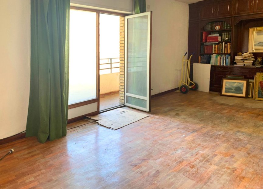 Resale - Apartment - Middle Floor Apartment - Marbella - Marbella Centro