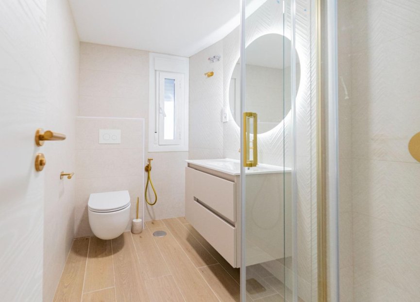 Resale - Apartment - Top Floor Apartment - Marbella - Marbella Centro