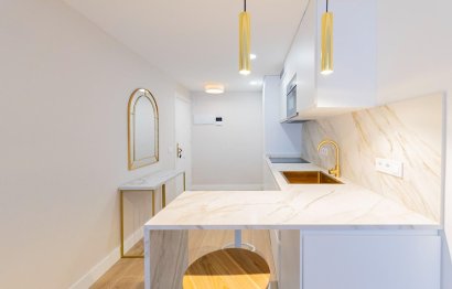 Resale - Apartment - Top Floor Apartment - Marbella - Marbella Centro