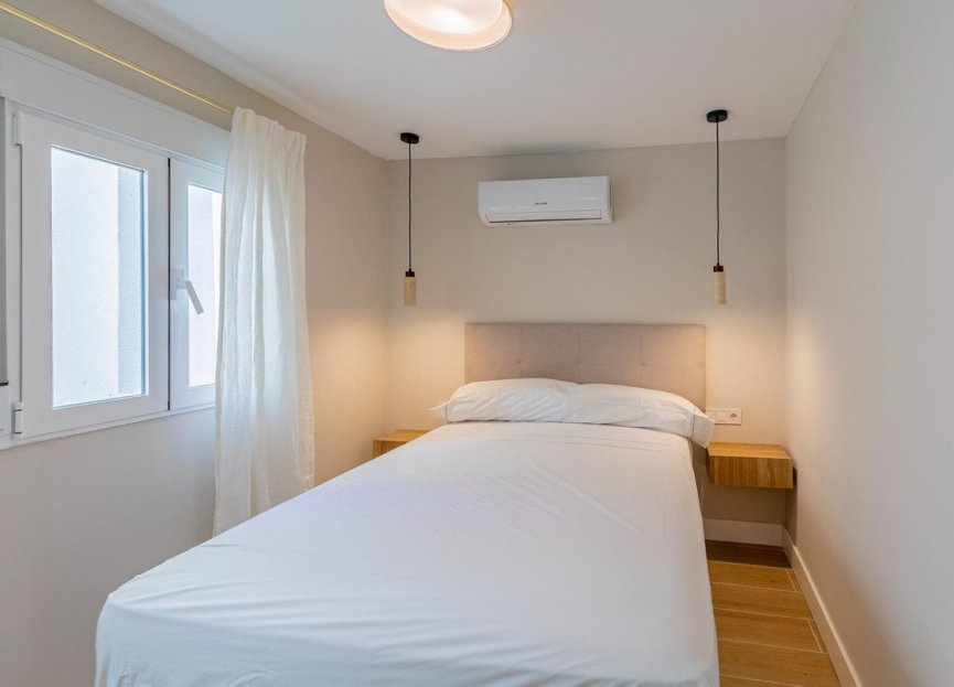 Resale - Apartment - Top Floor Apartment - Marbella - Marbella Centro