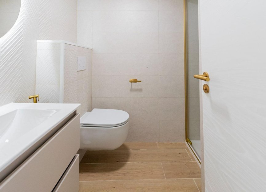 Resale - Apartment - Top Floor Apartment - Marbella - Marbella Centro