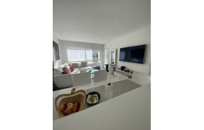 Resale - Ground floor apartment - Marbella - Puerto Banús
