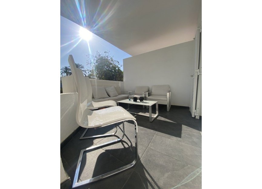 Resale - Ground floor apartment - Marbella - Puerto Banús