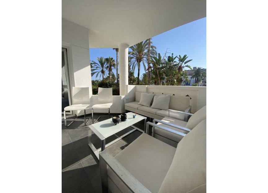 Resale - Ground floor apartment - Marbella - Puerto Banús