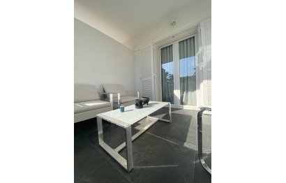 Resale - Ground floor apartment - Marbella - Puerto Banús