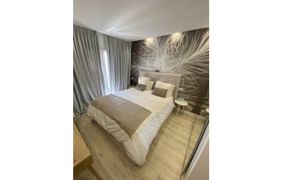 Resale - Ground floor apartment - Marbella - Puerto Banús