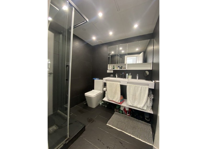 Resale - Ground floor apartment - Marbella - Puerto Banús