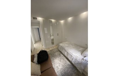 Resale - Ground floor apartment - Marbella - Puerto Banús